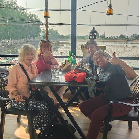 Khajuraho Glory Homestay 외부 사진