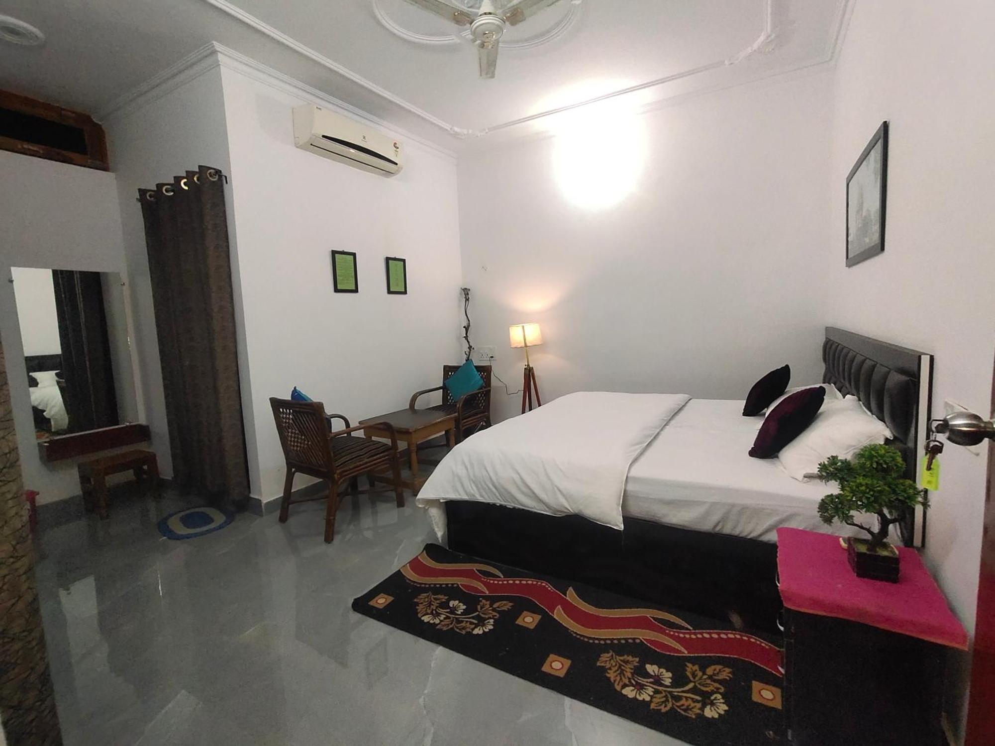 Khajuraho Glory Homestay 외부 사진
