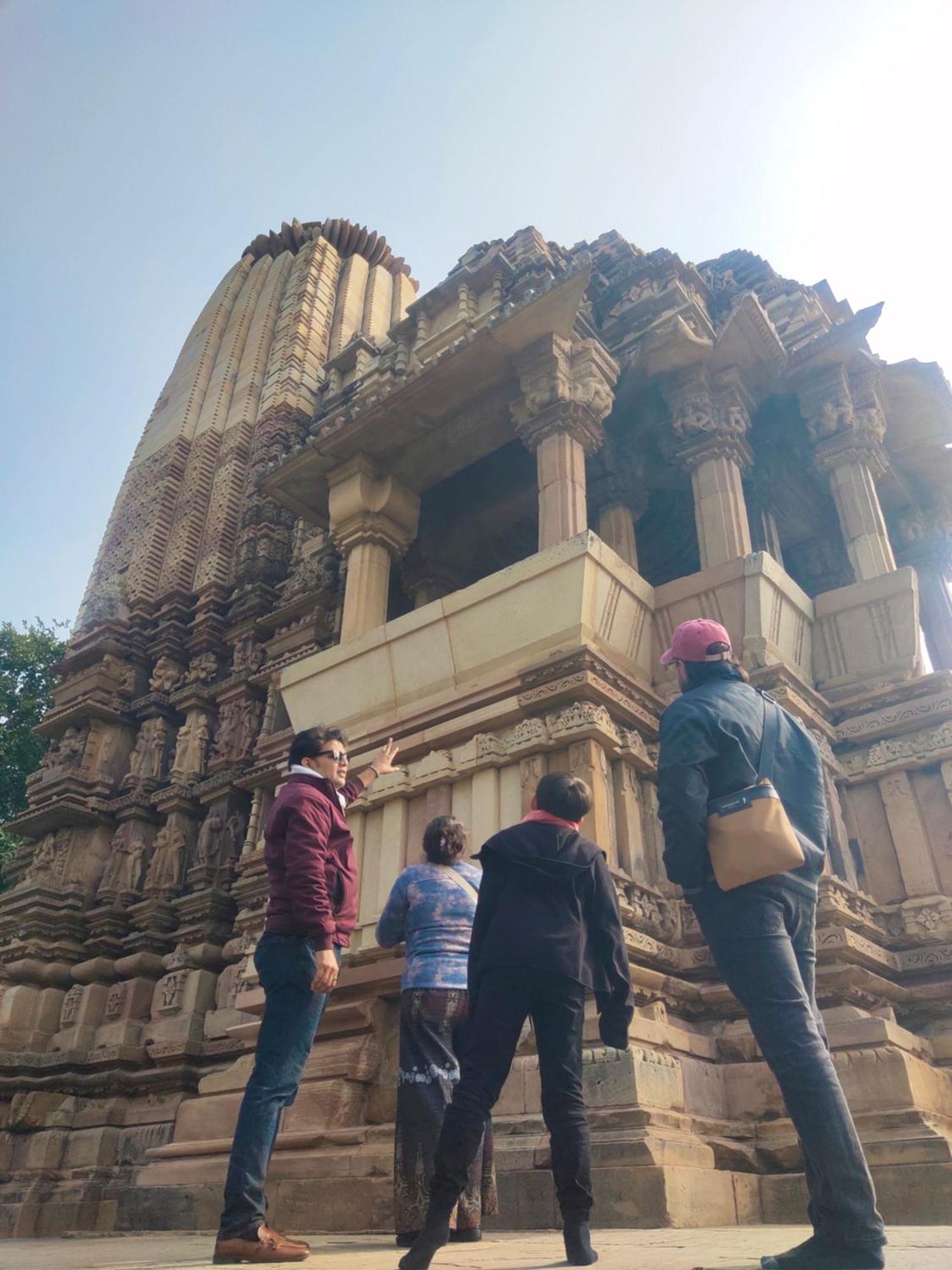 Khajuraho Glory Homestay 외부 사진