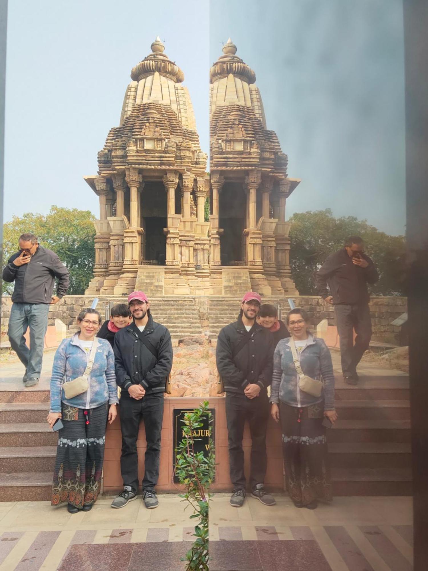 Khajuraho Glory Homestay 외부 사진